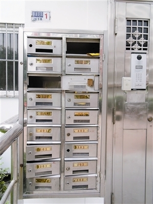 居民小區(qū)信報箱損壞嚴(yán)重，誰來管？